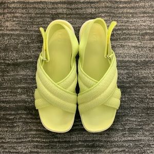 UGG slingback platform sanders